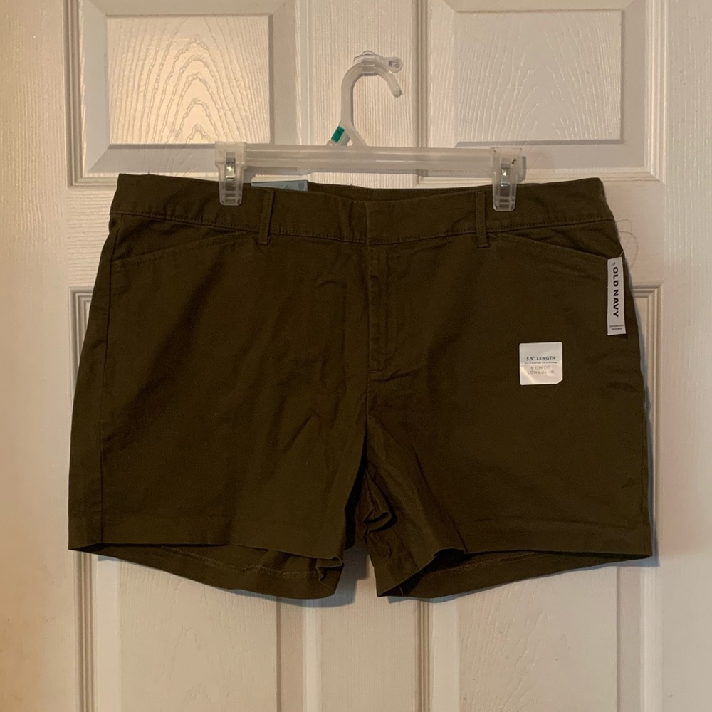 ✨Old Navy✨ Pixie Style—Olive Colored Shorts